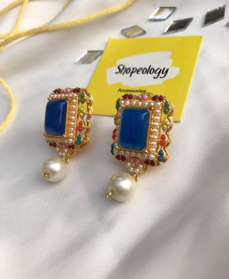 Stone stud earrings - Shopeology