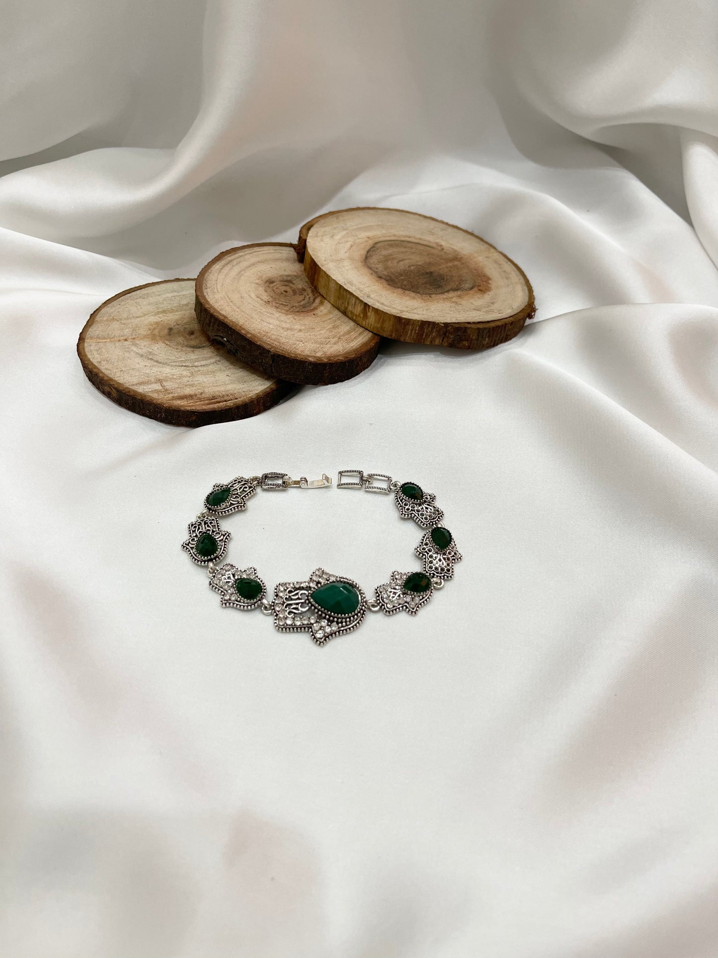 Naurez Antique Bracelet - Shopeology