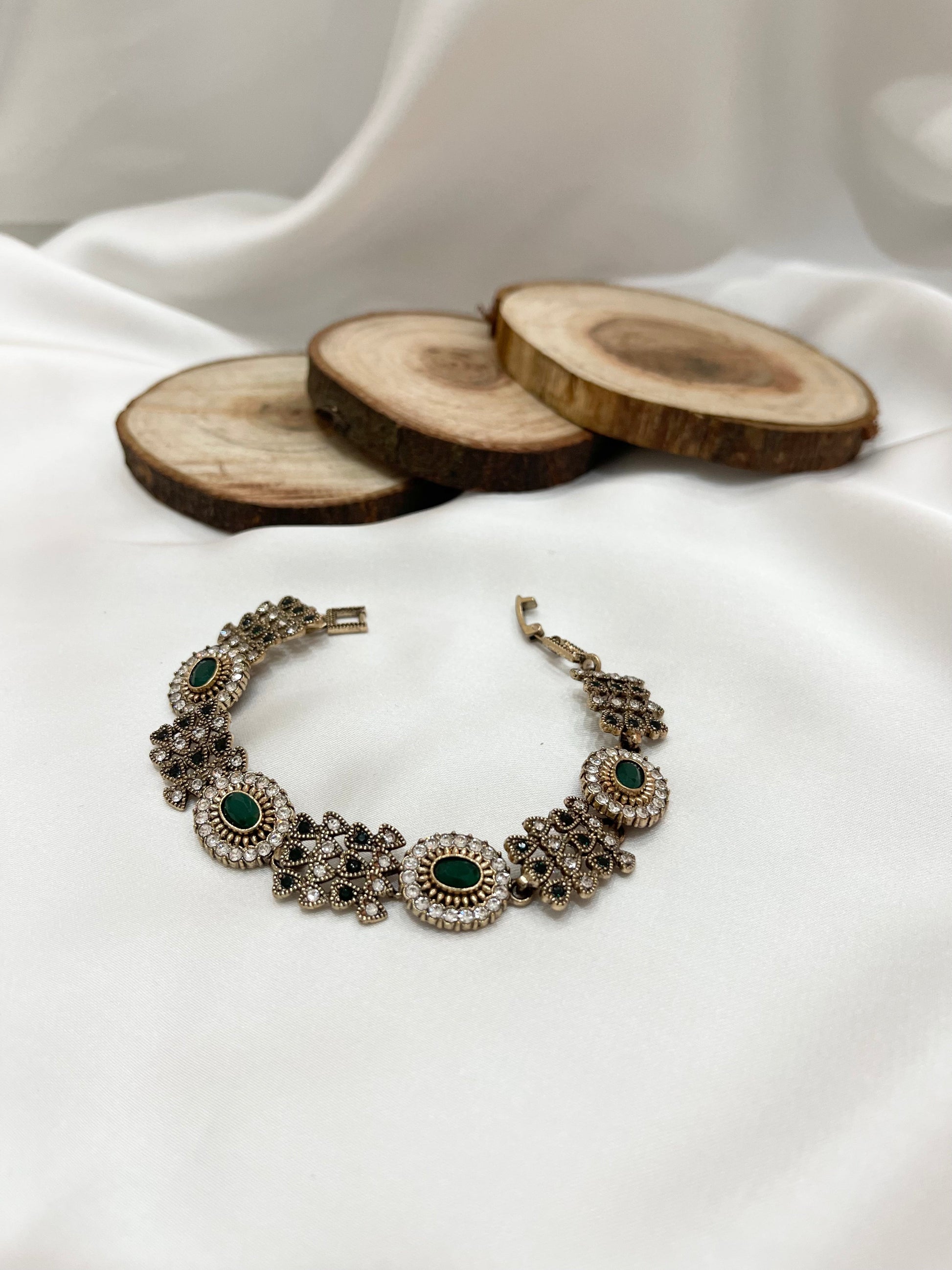 Aleen Antique Bracelet - Shopeology