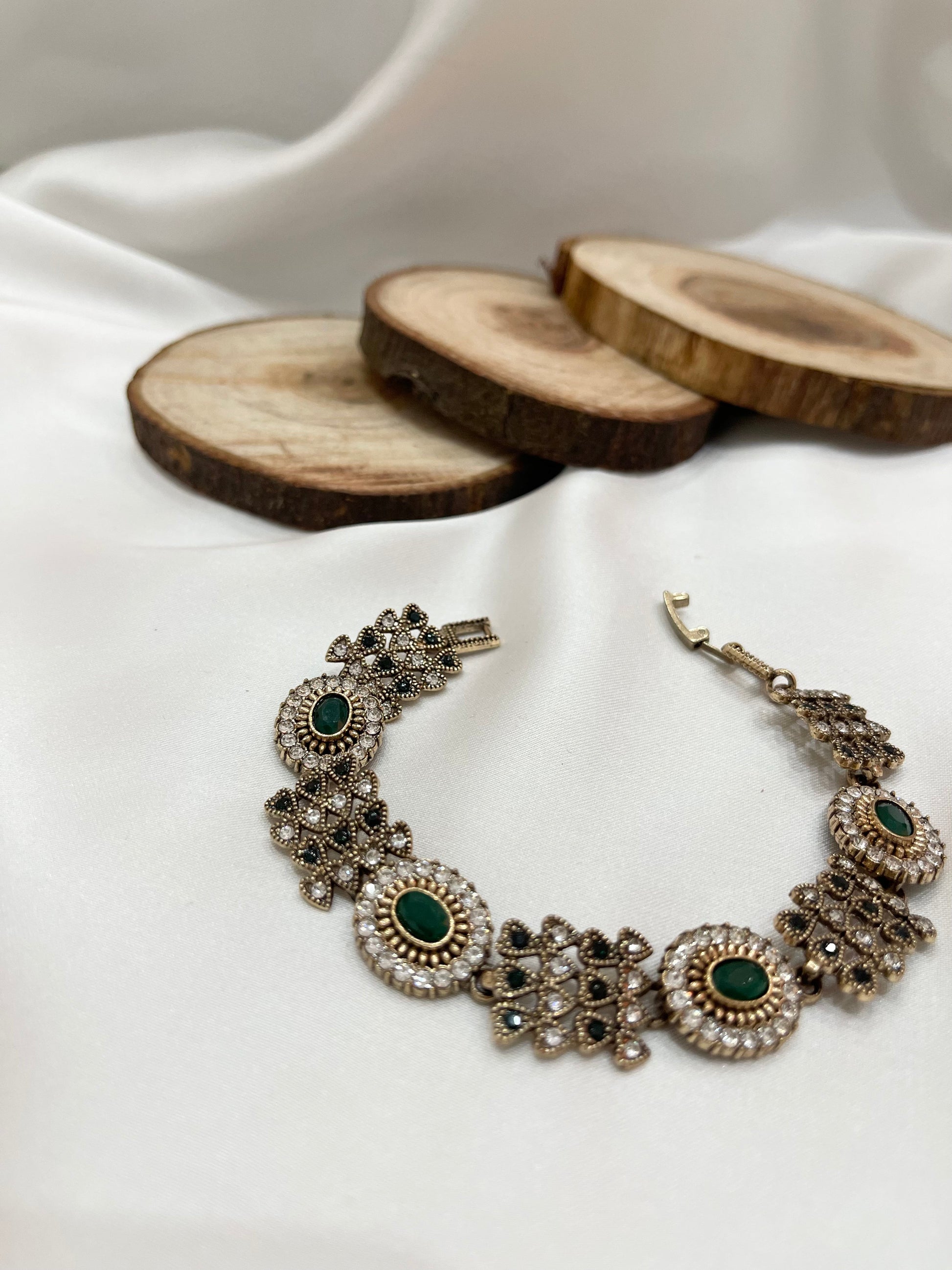 Aleen Antique Bracelet - Shopeology