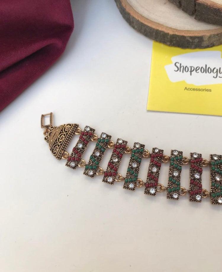 Antique Bracelet - Shopeology