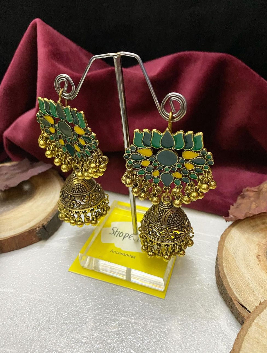 Antique jhumka earring - Shopeology