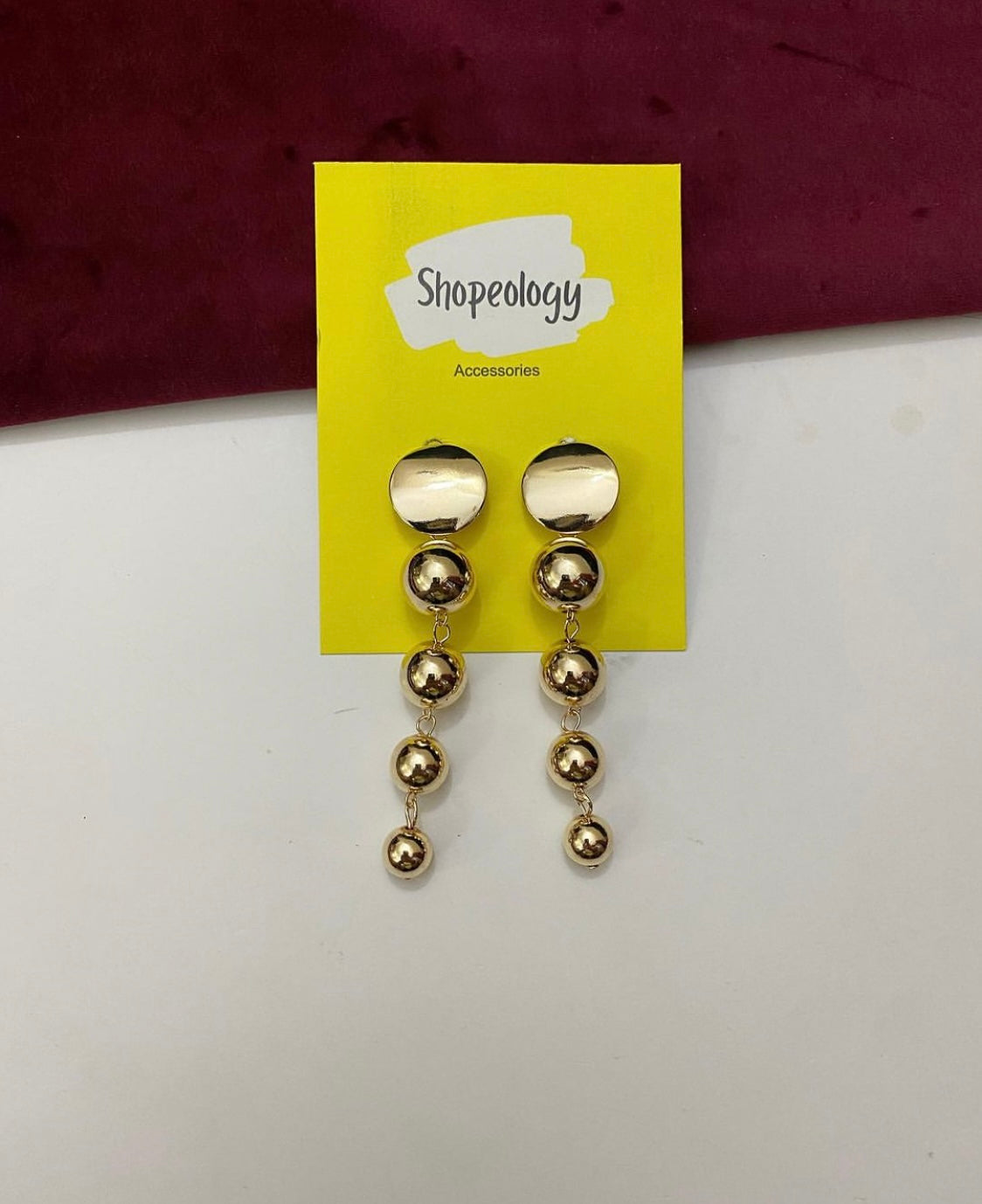 Dangling drop earrings - Shopeology