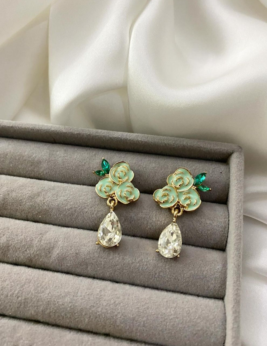 Floryn Drop Earring