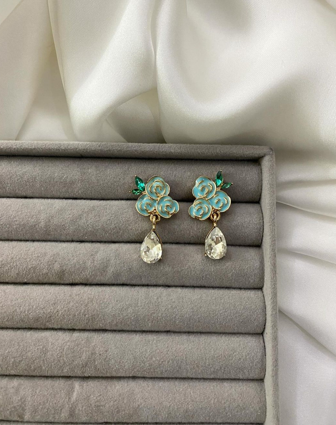 Floryn Drop Earring