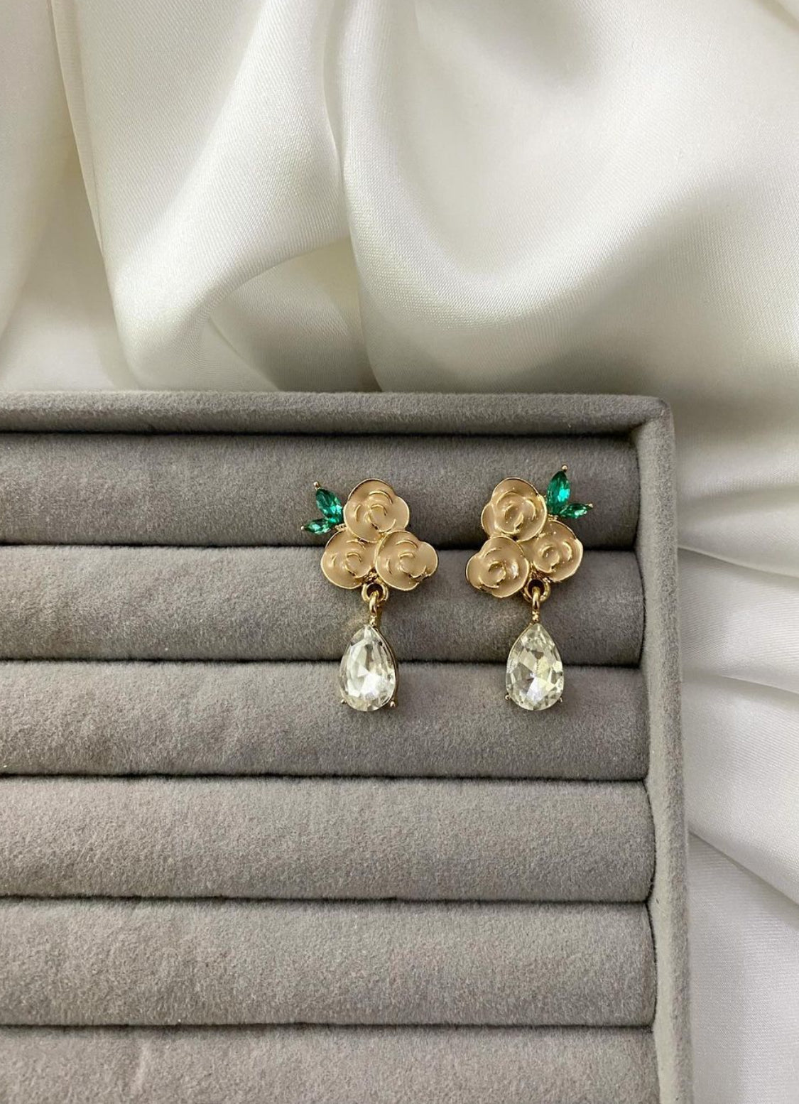 Floryn Drop Earring