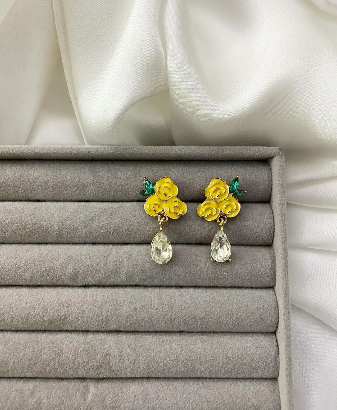 Floryn Drop Earring