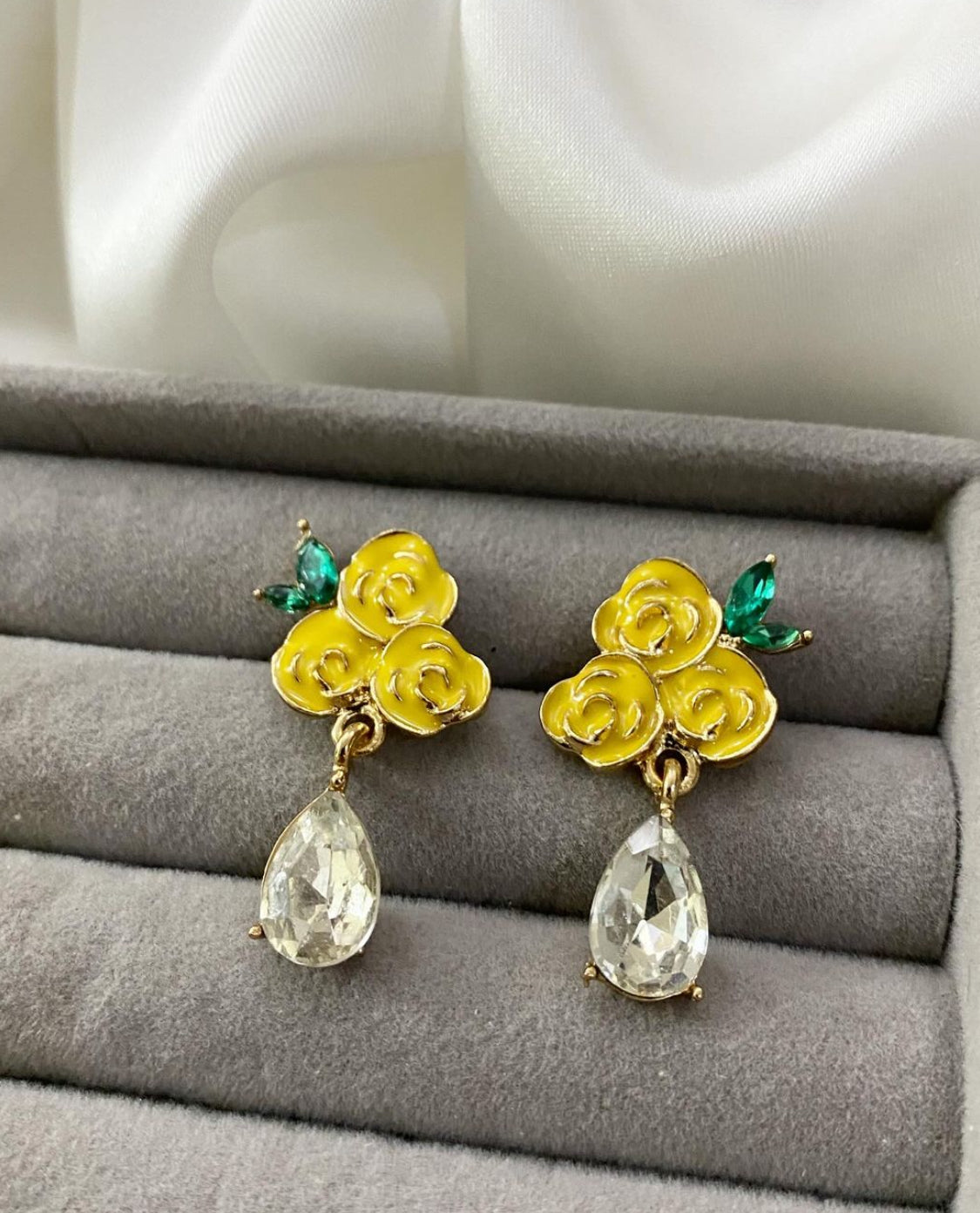 Floryn Drop Earring