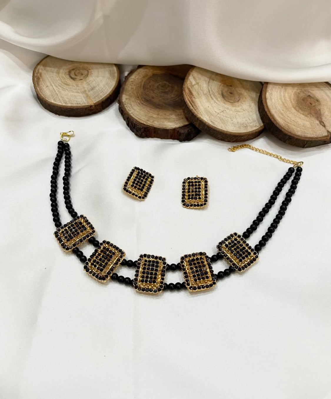 Handmade Meena Choker Set