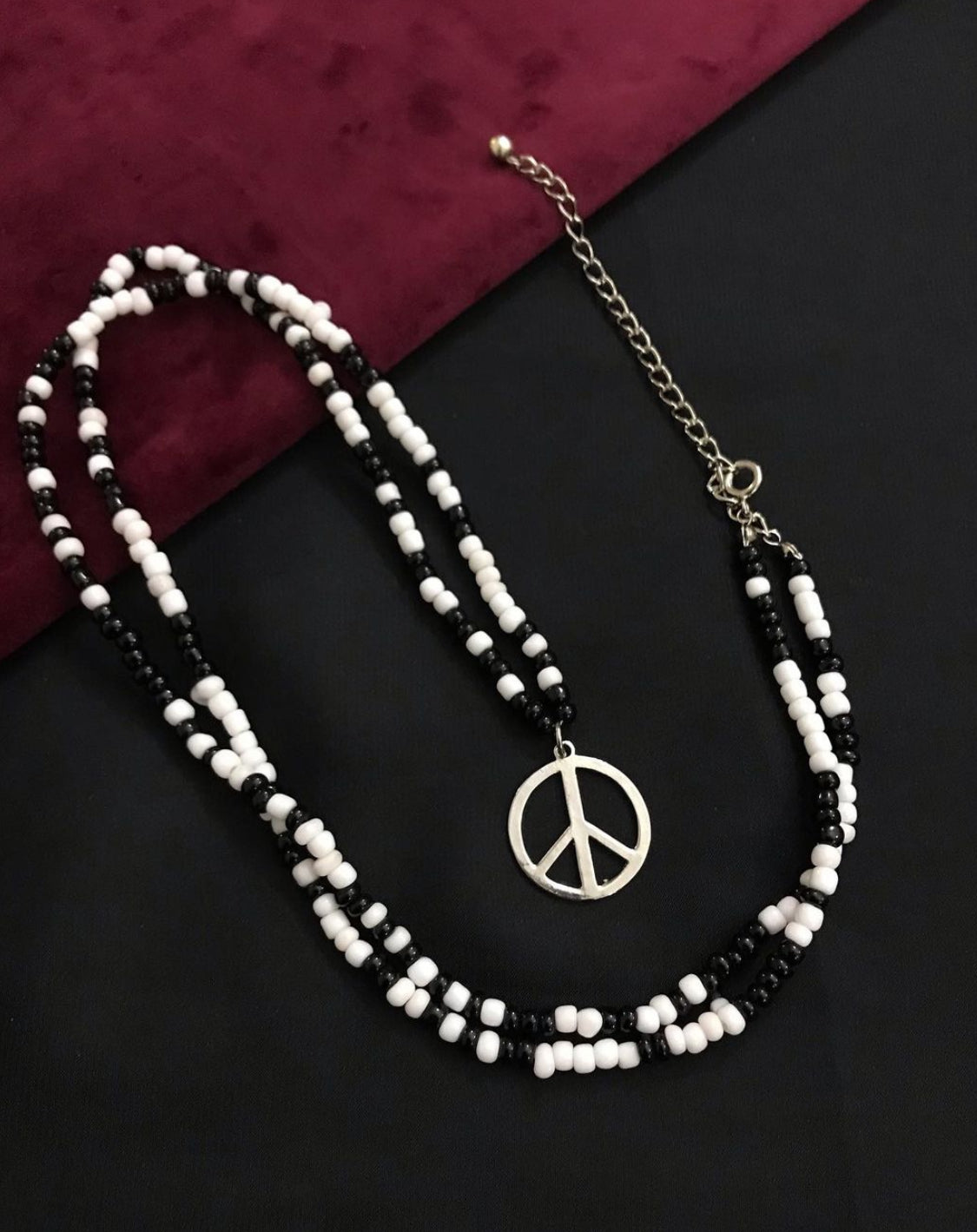 Handmade choker necklace - Shopeology